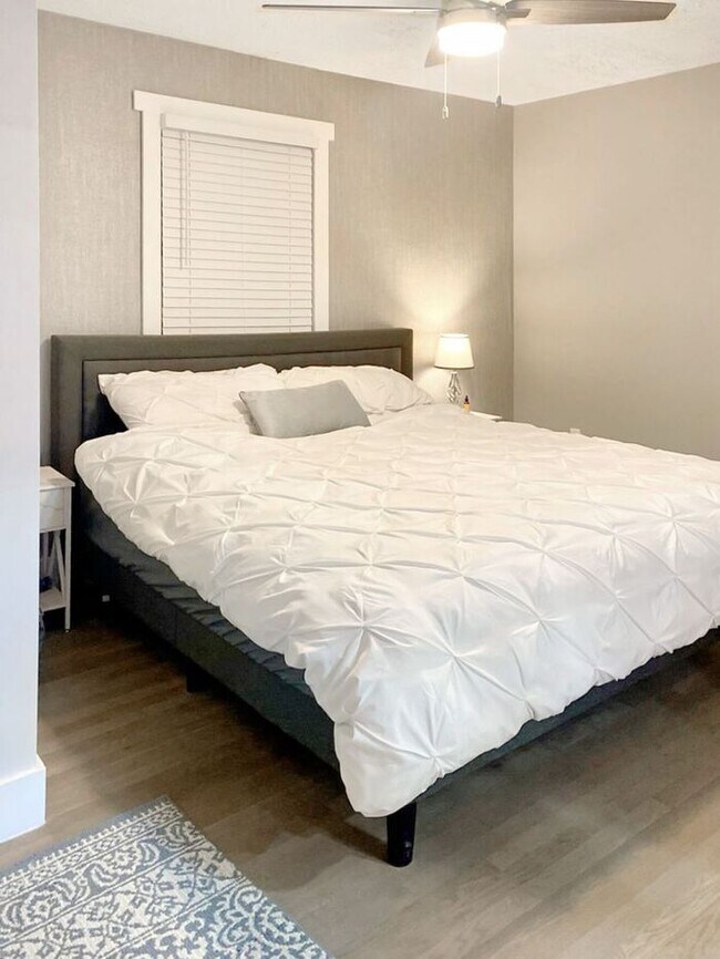 Building Photo - Coming Soon! Mid Century Modern Cape Cod i...