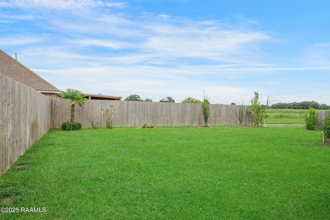Building Photo - 132 Timber Edge Dr