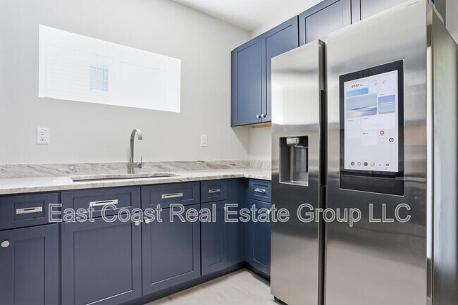 Building Photo - 530 N Third St B