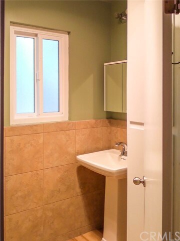 Building Photo - 24231 Alpine Ln