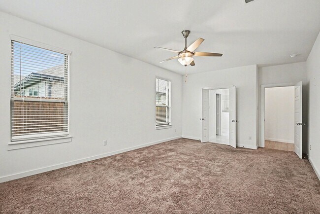 Building Photo - 2653 Keokuk St