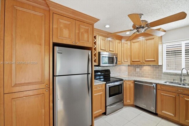 Building Photo - 9349 NW 47th St