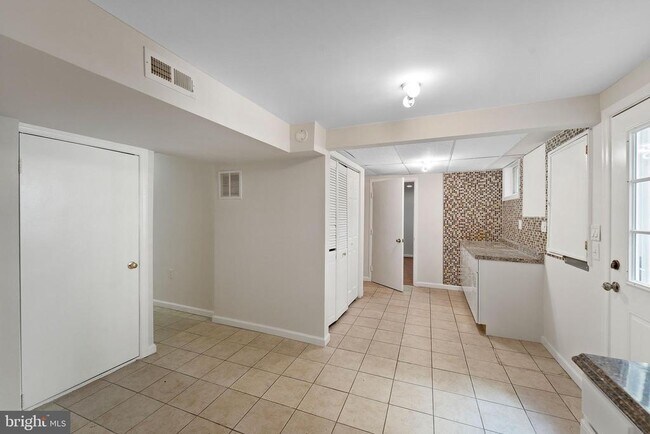 Building Photo - 12312 Streamvale Cir