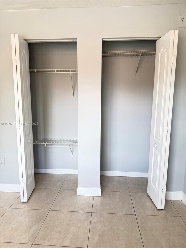 Building Photo - 8428 NW 103rd St