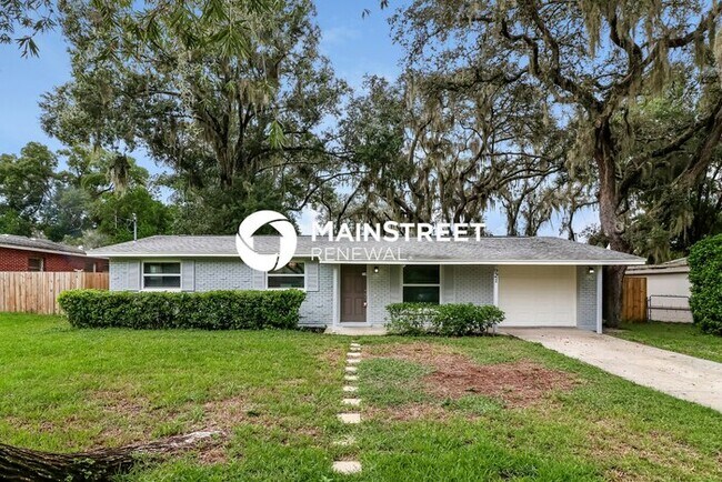 Primary Photo - 3 Bedroom Pet-Friendly Home in Lutz, FL wi...