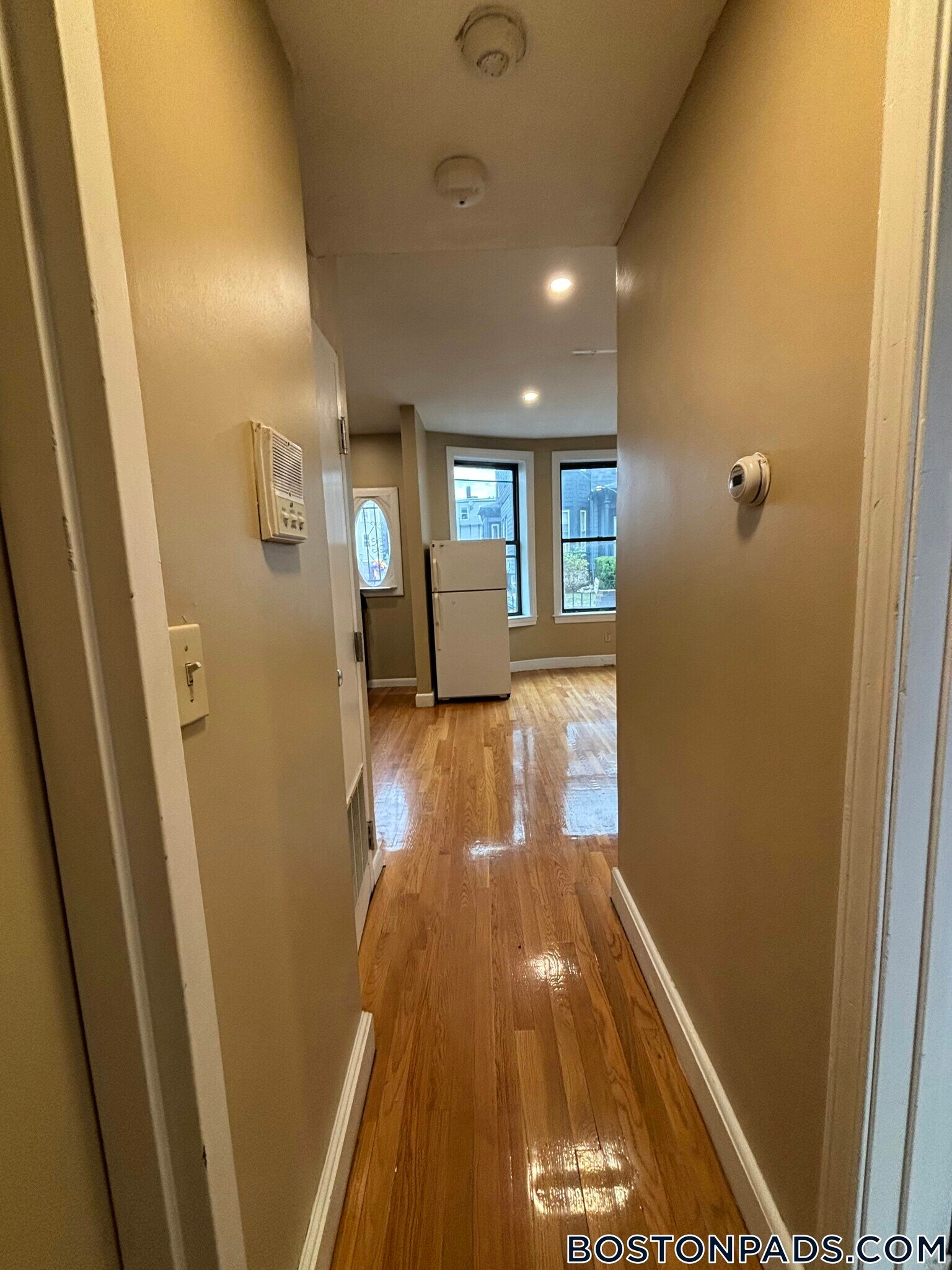 Building Photo - 17 Highgate St