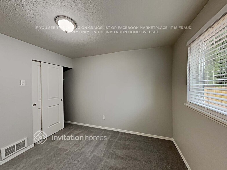 Building Photo - 15804 86th Ave Ct E
