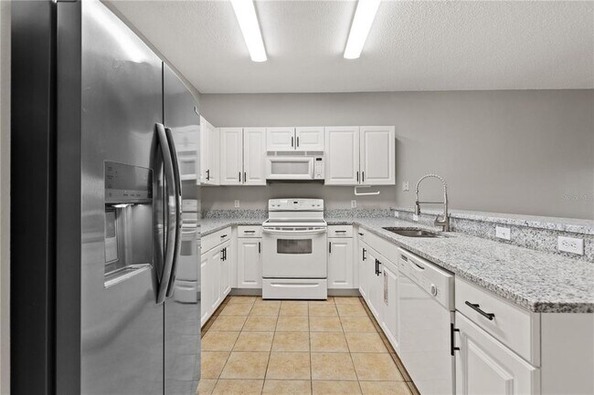 Building Photo - 3161 Sun Lake Ct