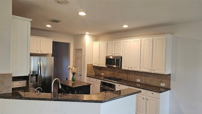 Building Photo - 9407 Herons Grove Ln