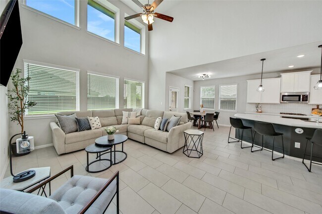 Building Photo - 7735 Wright Wood Dr