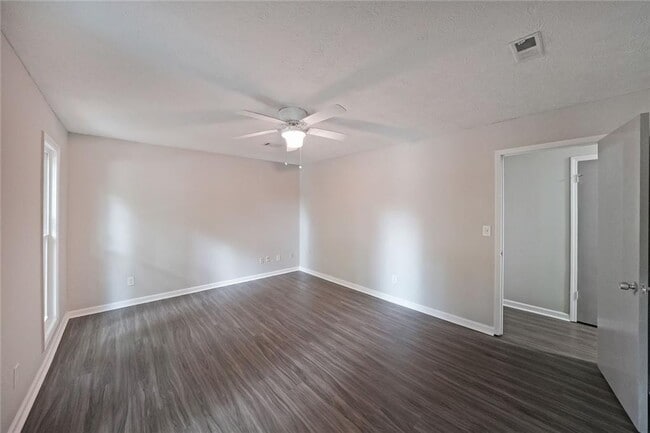 Building Photo - 7156 Whitfield Dr