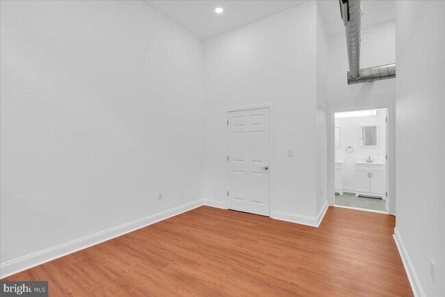 Building Photo - 1406-10 Fairmount Ave