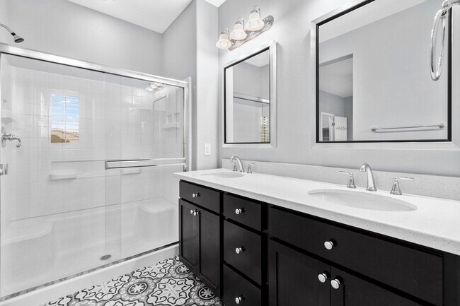 Building Photo - Live Where the Action Is: Modern Townhome Steps from Downtown Summerlin! available 4/1