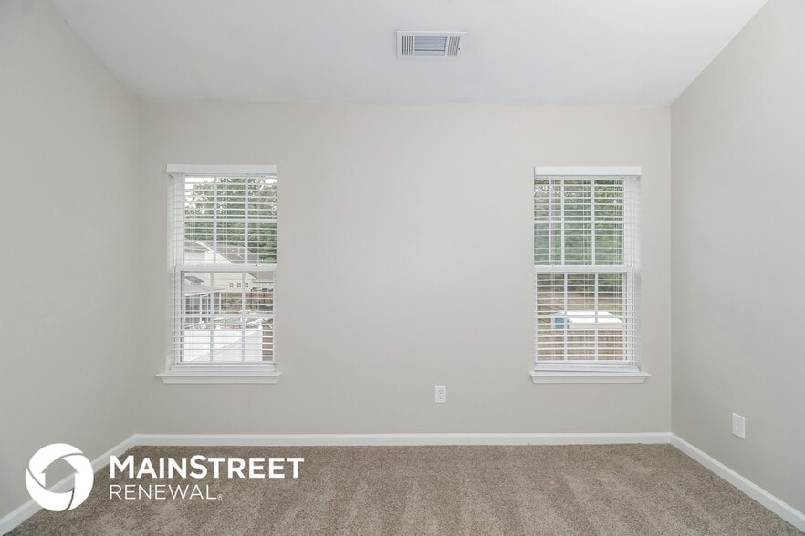 Building Photo - 4366 Paula Dr