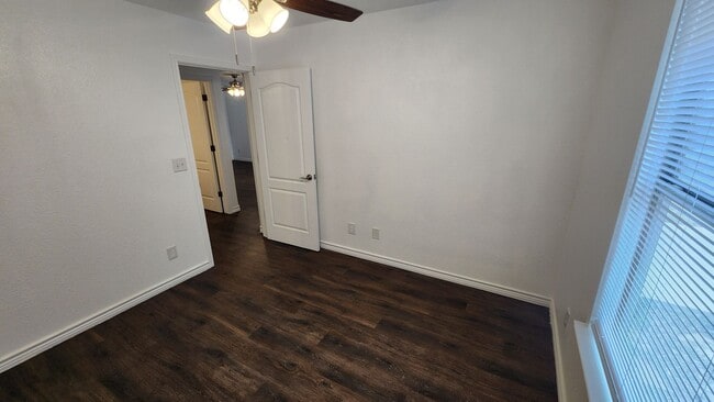 Building Photo - Charming 3bd, 2 ba Home for Rent in Arroya Vista Subdivision