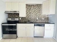 Building Photo - 10 Pine Grove Ave