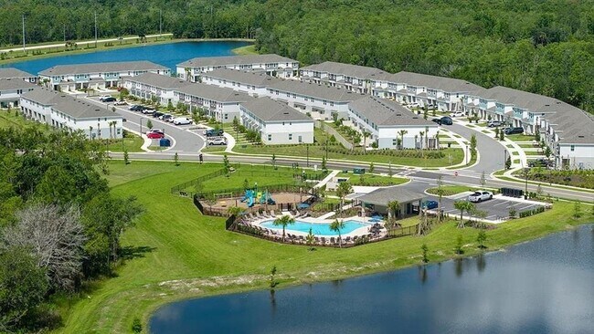 Building Photo - 2923 Skyline Lp