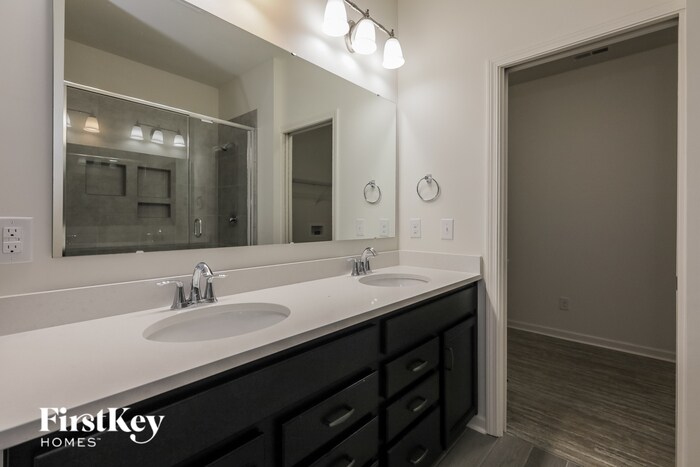 Building Photo - 3006 Creeks Landing Dr
