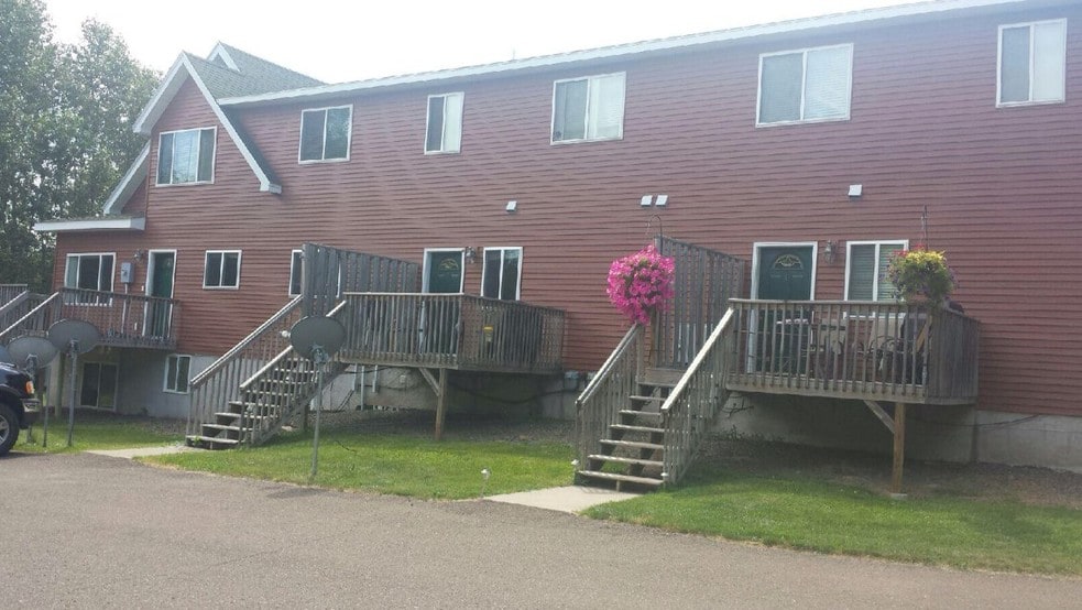 5185-3 unit on far left - 5185 Samuelson Rd