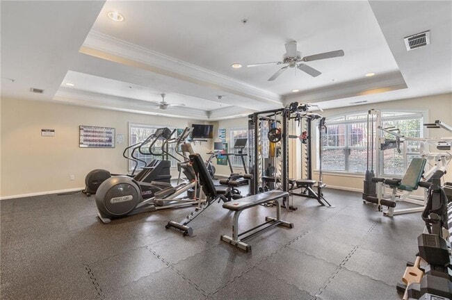 Building Photo - 3275 Lenox Rd NE