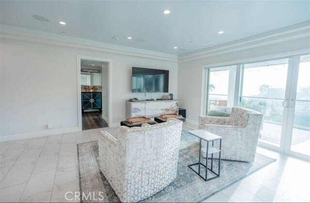 Building Photo - 986 Oriole Dr
