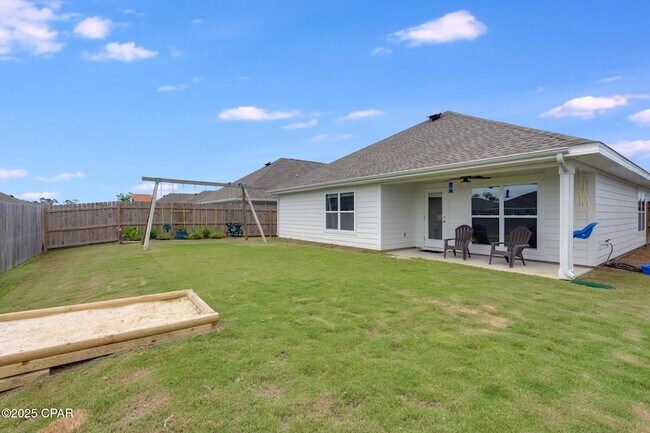 Building Photo - 230 Bayou Bend Ln