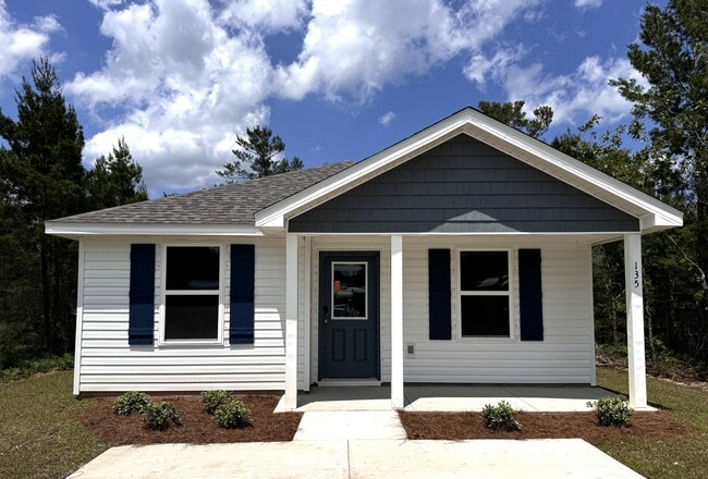 Building Photo - 135 Tiger Lily Ln