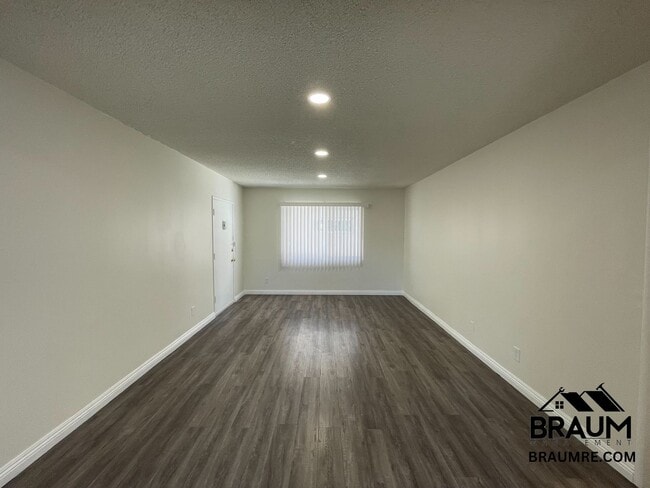 Building Photo - 19405 Haynes St