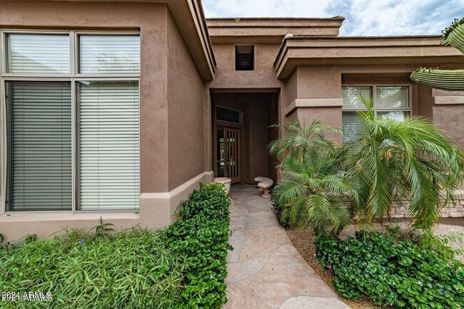 Building Photo - 11473 E Blanche Dr