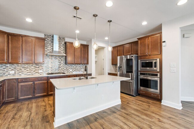 Building Photo - Live Beautifully in This Upgraded 4-Bedroom Home in Apex!