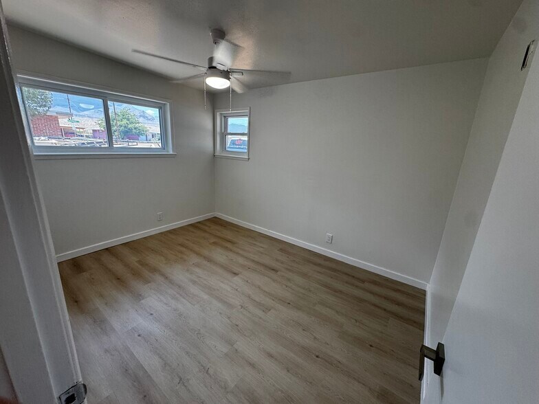 Building Photo - 5102 Beals Dr