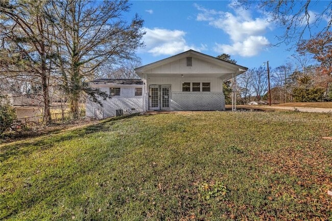 Building Photo - 2356 County Line Rd SW