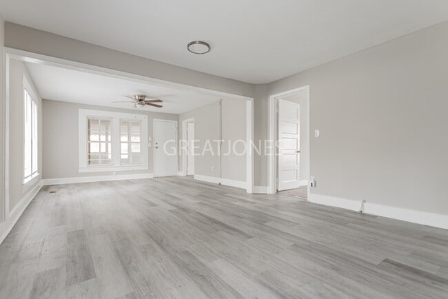 Building Photo - 3920 Meritas Dr