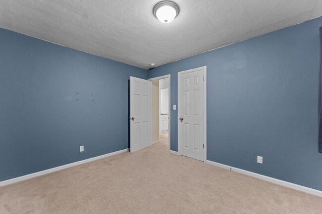 Building Photo - 1132 Sippel Dr