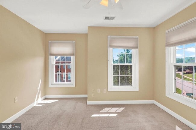 Building Photo - 10427 Overgate Pl