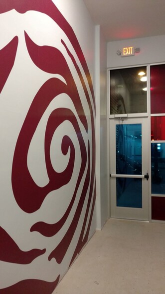 Lobby - 124 S Main St