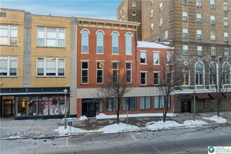 Building Photo - 109 S Centre St