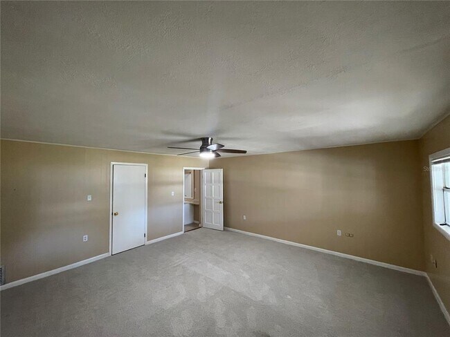 Building Photo - 346 Tanager Ct