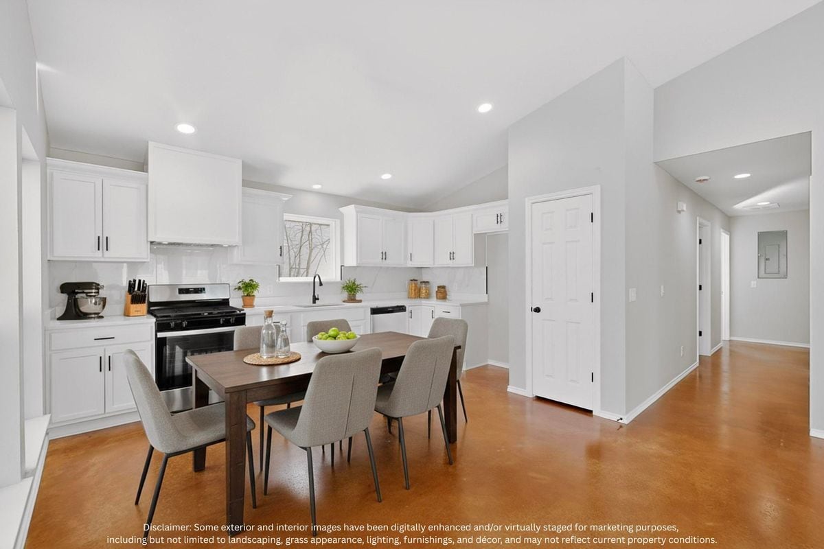 Building Photo - 1471 W Kaufman St