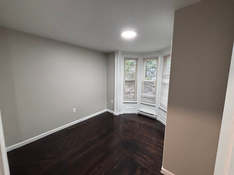 Bedroom 3 - 25 Boswell Ave