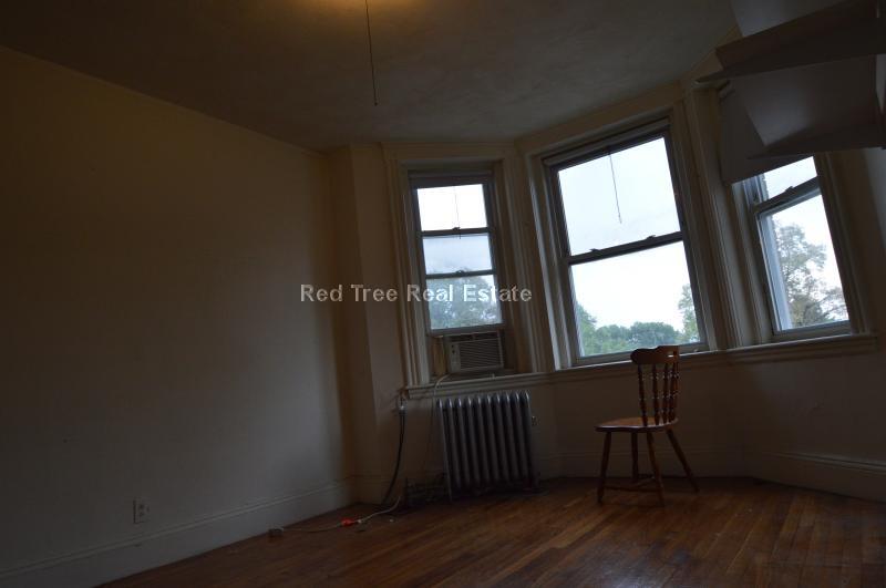 Building Photo - 1185 Boylston St
