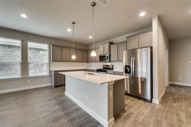 Building Photo - 2441 Bellatrix Dr