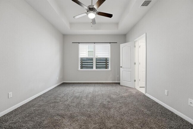 Building Photo - 719 Speckled Alder Dr