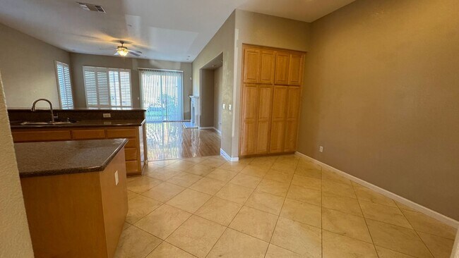 Building Photo - AVAILABLE! OPEN HOUSE FRIDAY 3/20/26 from 5:00-6:00 pm