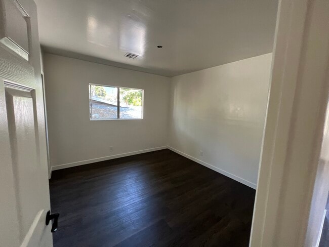 Building Photo - 1415 Seward St