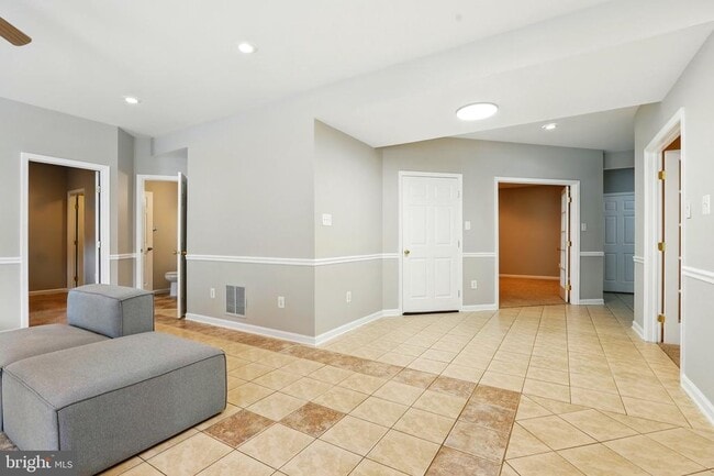 Building Photo - 14863 Chimbote Ct