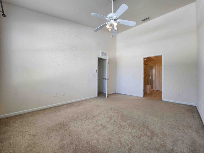 Building Photo - 4560 SW 52nd Cir