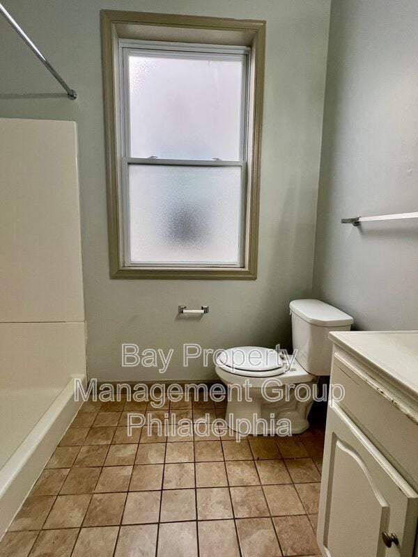 Building Photo - 2154 N Carlisle St