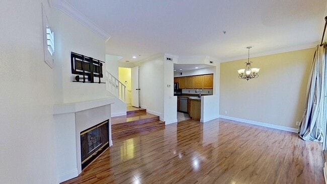 Building Photo - 1 Breakers Ln