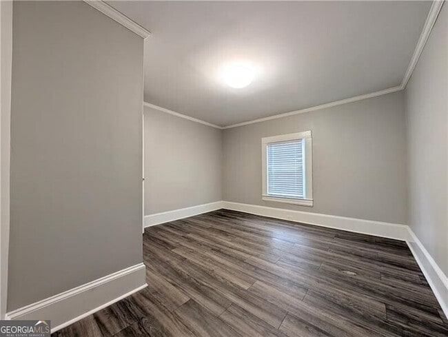 Building Photo - 1716 Thompson Ave